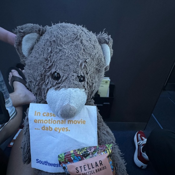 Posh Ambassador Butters Closet 👑 - Picture 3 of 4